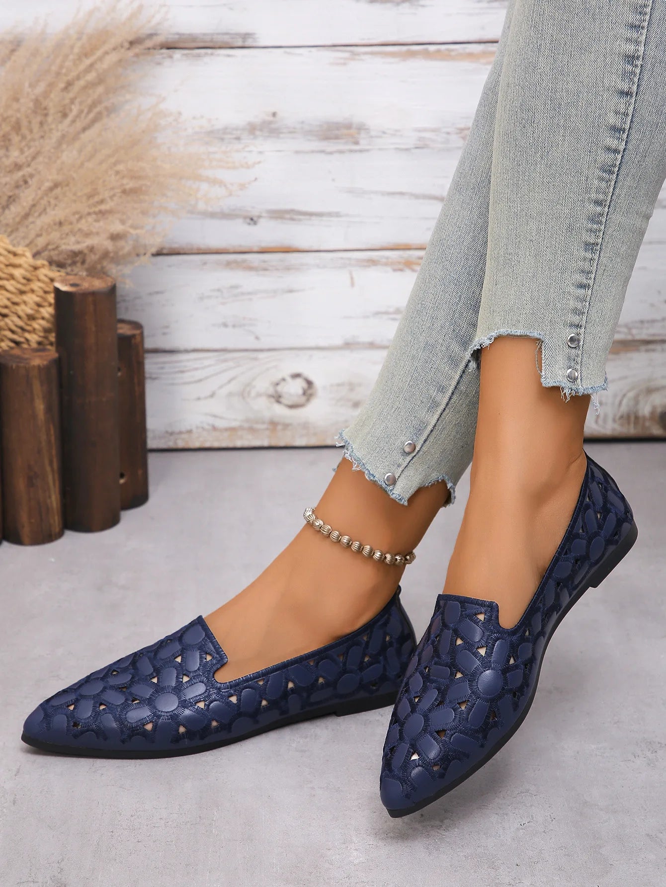 Shadow Bloom Flats